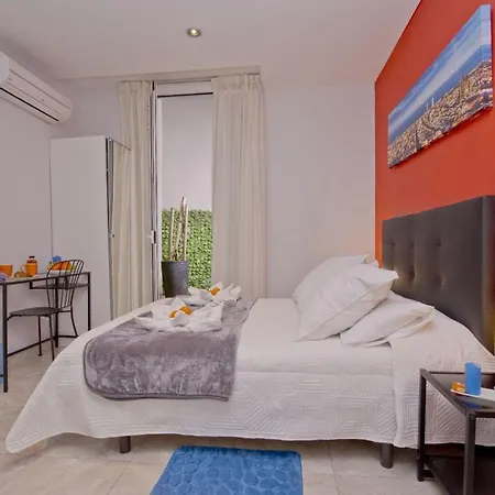 Centre بيت ضيافة برشلونة