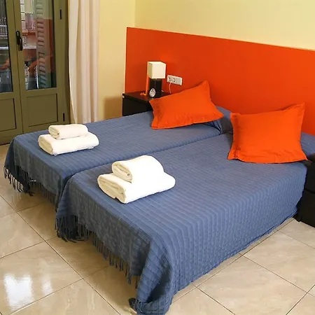 Centre Guest house 2*