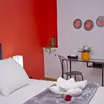 Πανσιόν Centre 2*
